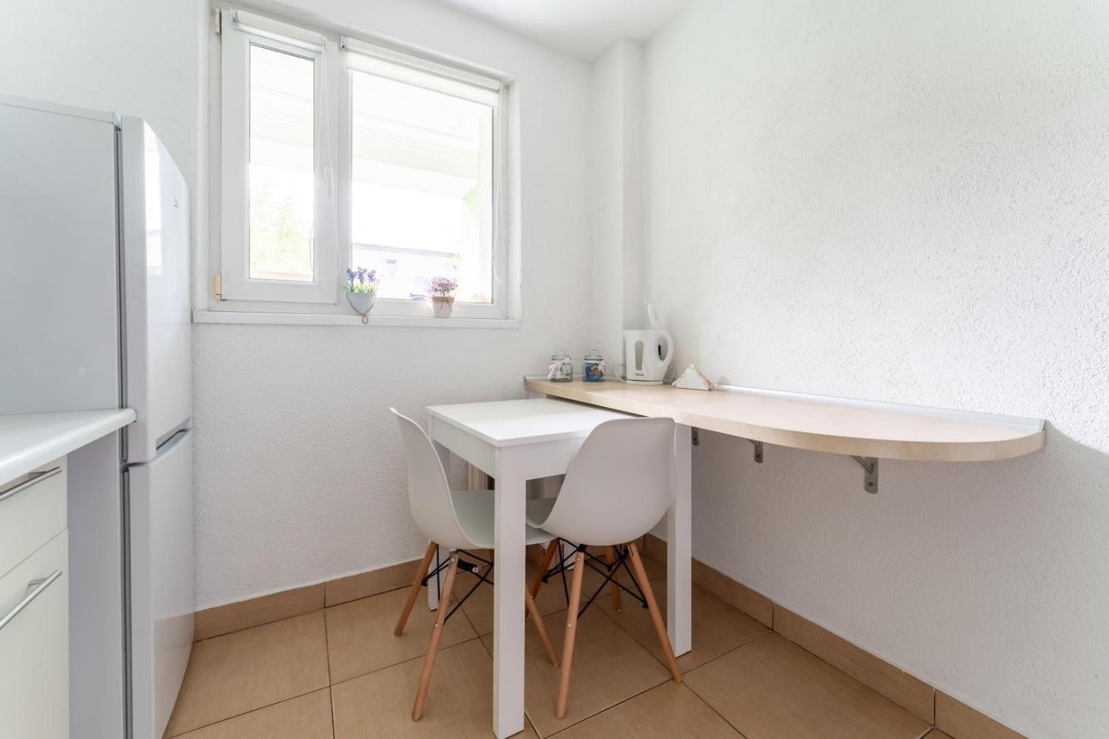 Apartament Gold - 2 Osobne Sypialnie Z Balkonem - Spaceapart Jelenia Gora Luaran gambar