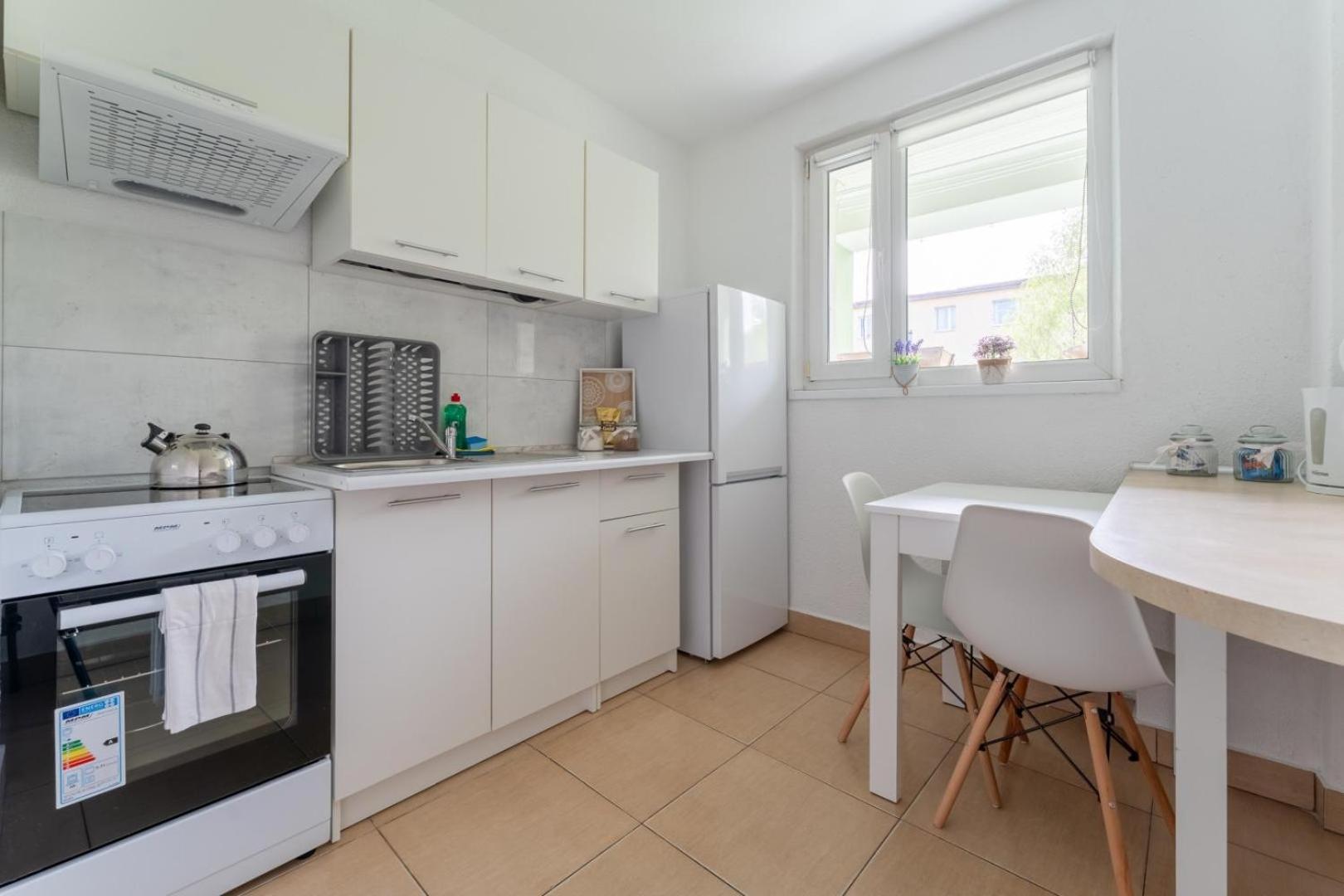 Apartament Gold - 2 Osobne Sypialnie Z Balkonem - Spaceapart Jelenia Gora Luaran gambar