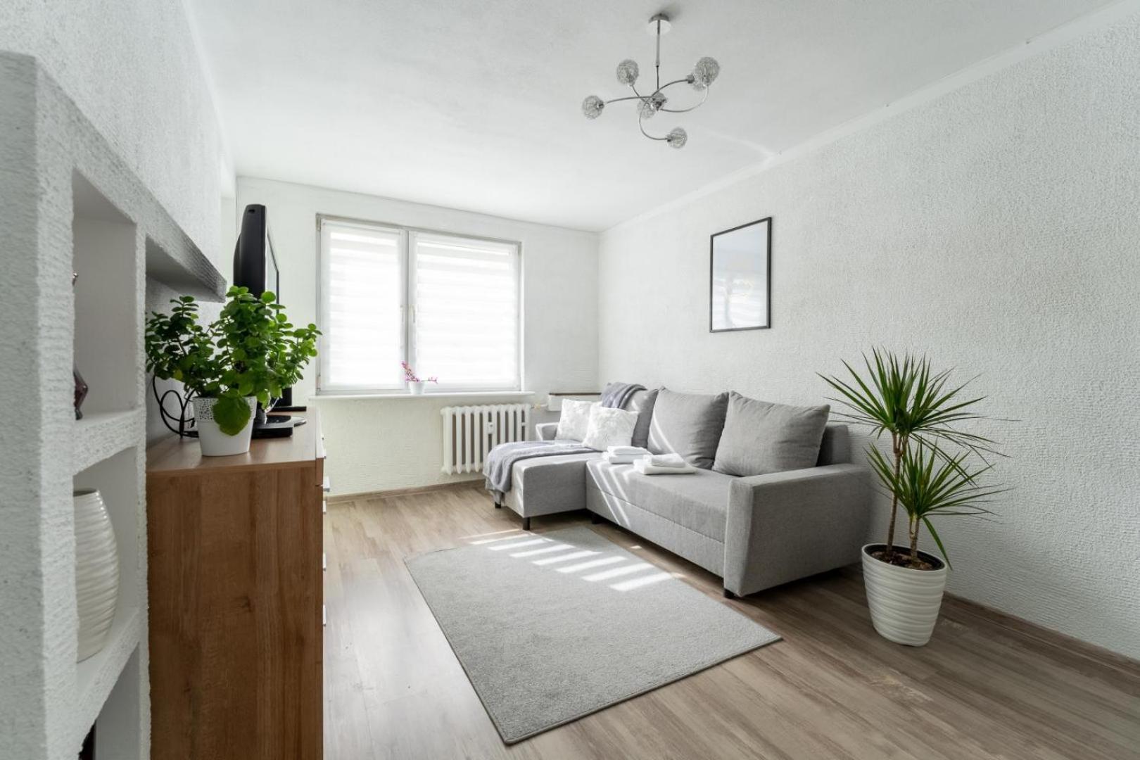 Apartament Gold - 2 Osobne Sypialnie Z Balkonem - Spaceapart Jelenia Gora Luaran gambar